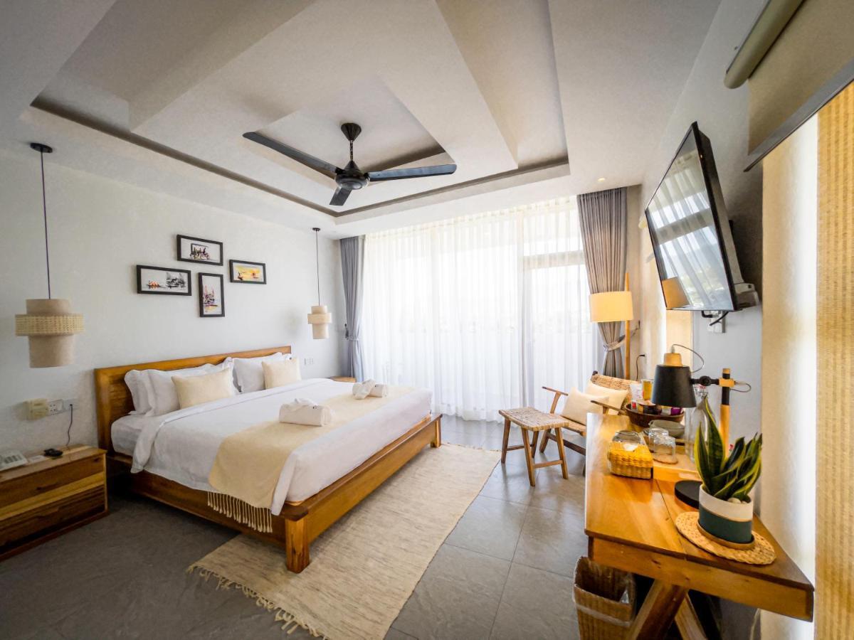 Montagne Boutique Hotel Kampot Exterior photo